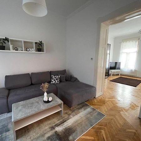 Szeged Apartman Экстерьер фото